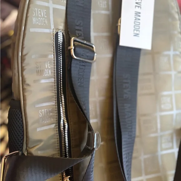 Steve Madden Dark green Backpack NWT! 2fer - Picture 5 of 10